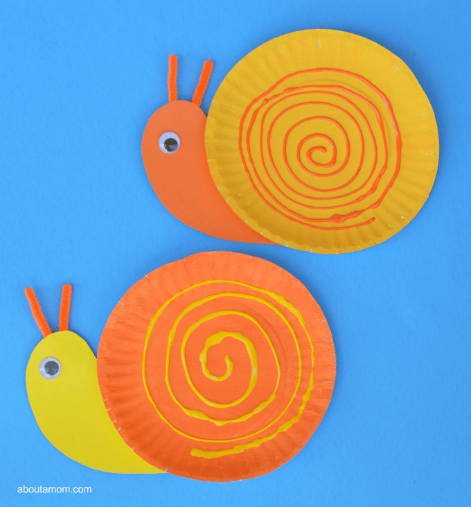 <span style='background-color:none;'>paper plate</span><span style='background-color:none;'> </span>snails